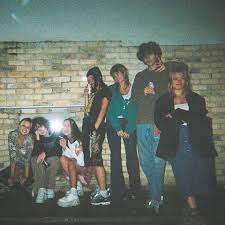 This is the biggest difference between after hours and the adjacent aesthetic, liminal space, which is intentionally designed to be unsettling. Eliana On Instagram Group Photo Cute Friends Friend Photoshoot Friends Group Photo