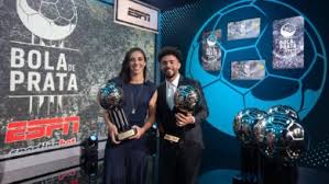 A bola de prata foi criada pela revista placar, em 1970, e é a premiação mais tradicional do futebol brasileiro. Bola De Prata Archives Espn Mediazone Brasil