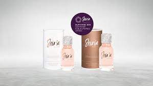 Shirin david lässt mit ihrem eau de parfum created by shirin welten und wirklichkeiten aufeinandertreffen: Shirin David Created By The Community Ars Parfum Creation Consulting Gmbhars Parfum Creation Consulting Gmbh