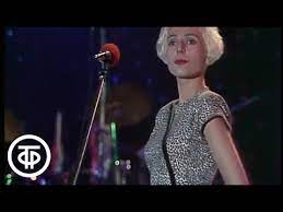 Жанна агузарова и браво — верю я (жанна браво 1987). Zhanna Aguzarova Mne Horosho Ryadom S Toboj 1990 Delovidenie