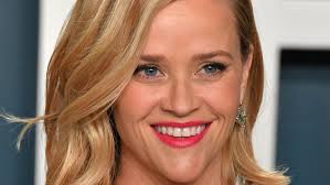 Reese witherspoon's son deacon, who turns 17 on october, 23 is his dad ryan phillippe's twin. Reese Witherspoon S Son Looks Just Like The Actress