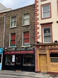 entrance to the vintage kitchen