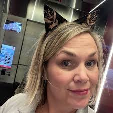 Molly Middleton's Instagram, Twitter & Facebook