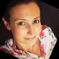 Michelle Esswein's Instagram, Twitter & Facebook