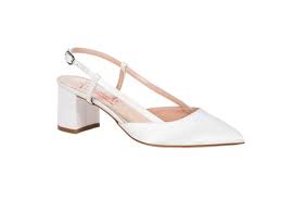 Nicole, scarpe da sposa modello chanel con tacco largo e cristalli. Scarpe Sposa Ferracuti Chanel Tacco Largo Scarpe Da Sposa Scarpe Da Matrimonio Scarpe