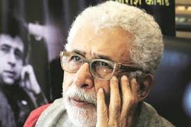 Naseeruddin shah, on the other hand, was admitted to a hospital two days ago after he was diagnosed with pneumonia. Mwafyay7uofdpm