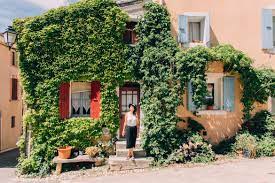 Issuu is a digital publishing platform that makes it simple to publish magazines, catalogs, newspapers, books, and more online. Vaucluse Radfahren Geniessen In Der Provence Sonne Wolken