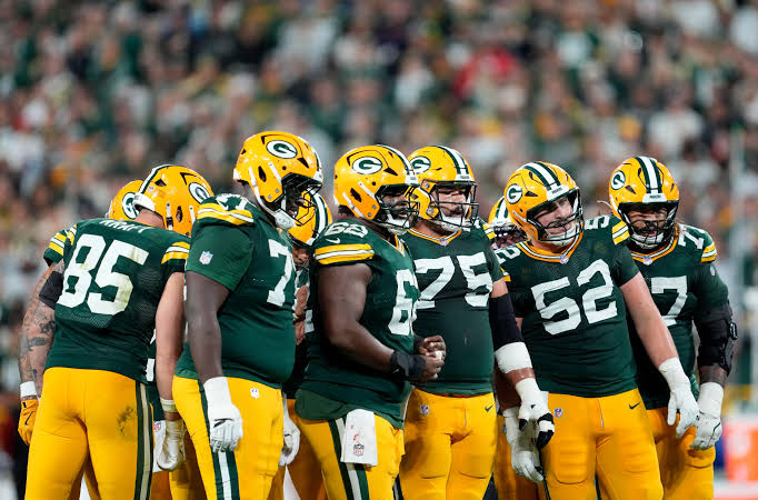 Packers Roster Update: No NFL team has more offensive linemen than Green  Bay | Acme Packing Company