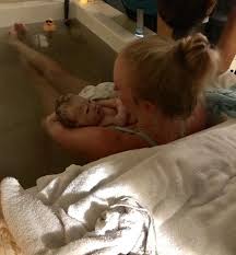 By taking an epsom salt bath, or by exposing the skin to epsom salts in a cream, we hope to increase our magnesium levels and reduce and since epsom salts don't dissolve in cold water (water should be around 130 degrees fahrenheit), you're forced to forgo that miserable ice bath in. Taking A Hot Bath With Epsom Salt Helped Melissa Achieve Water Birth Center Birth Mama Natural