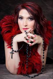 Royale by Karen Monk Klijnstra