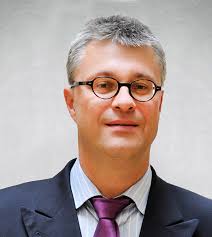 Stefan Krüger » Jens-Peter und Betsy Schlüter-Stiftung für Schifffahrt und  Umweltschutz