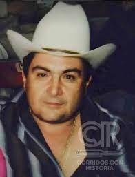 🎶Compadre prenda el estero pa' que escuche su corrido🎶  https://youtu.be/A_j9DZ-pHig?feature=shared