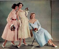 1957 Brigitte Hochzeit Mode Fur Brautjungfern In 2020 Fashion History Retro Fashion Fifties Fashion