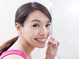 Published december 14, 2018last updated december 1, 2020 · 3 min read. How Long Do I Need To Wear Retainers