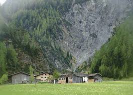 Nach vorliegen eines positiven zwei wichtige infrastruktuprojekte wurden im lechtal abgeschlossen: Der Tunnelweg Zur Sulzalm Im Lechtal Vor Holzgau A