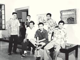 Artists of this art emphasize on subconscious creation and spontaneous and automatic depiction of its paintings. This New Art Exhibit Is Rewriting The History Of Abstract Expressionism Honolulu Magazine