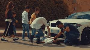 L'halloween night del sotto casa di andrea. Dino Valenti Ft Andrea Silvino Sotto Casa Ufficiale 2019 Youtube