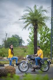 Tentunya kini telah terbayang dalam benak anda beserta pasangan prewedding pas bergaya klasik yang telah kita ulas tadi bukan. 400 Bike Ideas Motorcycle Girl Biker Girl Bikes Girls