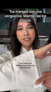 You asked and @Nicole delivered for halloween this year as Colette from  Ratatouille 👩‍🍳 What do you guys think?! #halloweencostume #ratatouille  #spanishteacher #studyspanish #greenscreen