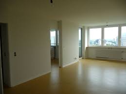 Der aktuelle durchschnittliche quadratmeterpreis für eine wohnung in eschborn liegt bei 13,94 €/m². 2 Zimmer Wohnung Zu Vermieten Hamburger Strasse 1 3 65760 Eschborn Main Taunus Kreis Mapio Net
