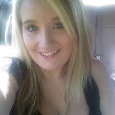 Amanda Silcox's Instagram, Twitter & Facebook