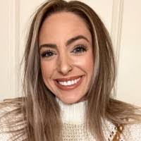 Rene Hatch's Instagram, Twitter & Facebook