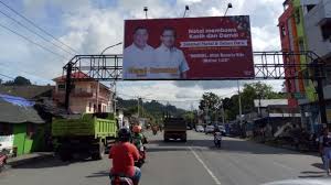 Ingin membuat ucapan selamat hari natal dan tahun baru dalam bahasa inggris? Baliho Dan Spanduk Irjen Murad Mulai Muncul Di Kota Ambon Kumparan Com