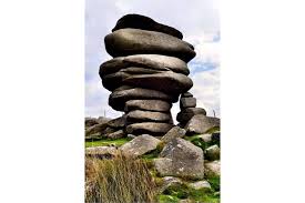 Die größe des felsplateaus beträgt zirka 25 mal 25 meter. Achtung Die Schragsten Felsformationen Der Welt Bild 2