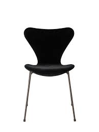 The series 7™ chair is an icon in modern furniture history, designed by arne jacobsen in 1955. Series 7 3107 Velvet Chair Stuhl Vollpolster Samt Fritz Hansen Night Schwarz Night Schwarz Fritz Hansen 3107 Velvet Schw