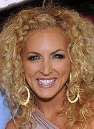 Rachel Senter's Instagram, Twitter & Facebook