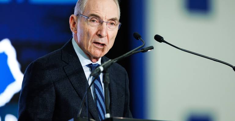 UK President Eli Capilouto provides update on athletic director search | A  Sea Of Blue