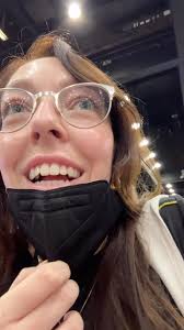 they are playing Jeremy Renner music at the Long Beach Grand Prix if only  there was an app to discuss this on.