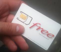 Hey, i visited france couple months back, and took a new sim card from free mobile. Clin D Oeil Les Employes Ont Leur Carte Sim Free Mobile Mais Ne Peuvent Pas Encore L Utiliser