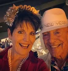 Larry and I had a delightful night. Party hopping from Martin Wiviott's fab  fete to Barry Manilow and Garry Keif's mostly private and always elegant  soirée where we brought in the new