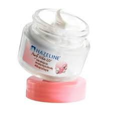 Safi mempunyai beragam produk skincare untuk perawatan kulit kering dan kusam agar lembab dan cerah berseri. Atasi Kulit Kering Dan Kusam Dengan 6 Produk Kecantikan Lokal Dibawah Rp50 Ribu