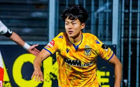 이제는 대표팀에서 만날 수 없지만 축구선수 구자철로서 소속팀에서 활약 할 멋진. êµ¬ìžì² ì—ê²Œ ëˆì§ˆê¸´ êµ¬ì• ë¥¼ í•œ í† ë§ˆìŠ¤ íˆ¬í—¬