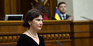 Генеральный прокурор украины ирина венедиктова раскрыла суть претензий к депутатам верховной рады виктору медведчуку и тарасу козаку. Irina Venediktova
