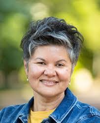 Jenn Frey's Instagram, Twitter & Facebook