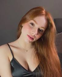 🍁 The RedHead Beauty 🧡 By @manublear 🍂 Like