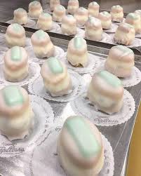 I Dolci Natalizi Piu Amati A Napoli Dolci Dolci Natalizi Pasta Di Mandorle