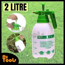 2 Litre Manual Pressure Sprayer Pump Spray Chemical Weed Killer Water Plants Garden With Handle Lock