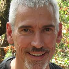 Charles Peters (@CharlesinBlmgt)