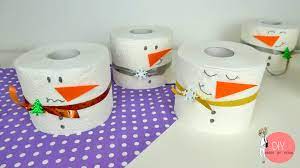 Wie bastelt man christbaumschmuck aus eisstielen? Susse Schneemann Deko Do It Yourself Trends Fur Kinder