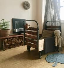 Die ganz klassischen feiern in der katalanischen stadt starten mit. Der Erste Schlaft Schon Silvester Mit Kindern Bett