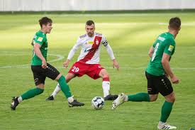 It is best known for its men's professional football team, which competes in ii liga. Lks Lodz Gornik Leczna Relacja Na Zywo Radio Lodz