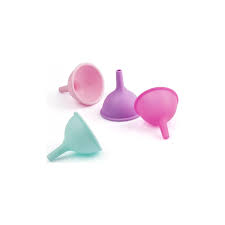 Ama bunların hepsi bir yana, sonbaharda başınızdaki huninin deliğine teğet geçen rüzgarın ahenkli nağmelerine kulak kabartırsanız vuu vuu eden sadalar sizi alıp geçmiş zamanlara götürür, hülyalara daldırır. Cepavm Baroness Silikon Huni Fiyati Taksit Secenekleri