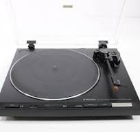Pioneer PL-230 Full-Automatic Stereo Turntable (1982)