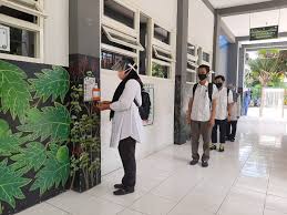 Lorem ipsum dolor sit amet, consectetur adipiscing elit. Sekolah Di Surabaya Gelar Simulasi Belajar Tatap Muka Kumparan Com