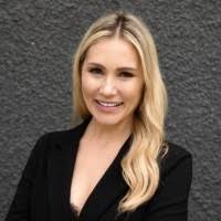 Shawna Moore's Instagram, Twitter & Facebook