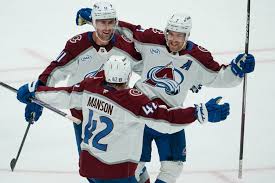 Deja Rennae exposed - exceedingly charming and funny too